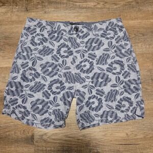 Club Monaco Men's White Blue Chino Shorts Floral Mid-Rise Baxter‎ Fit Size 30